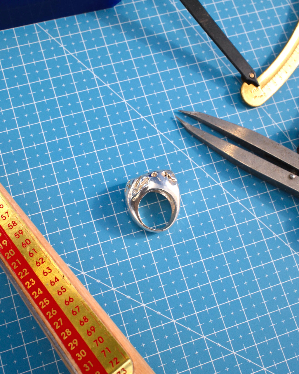 WAX TO SILVER - Ring Carving Workshop